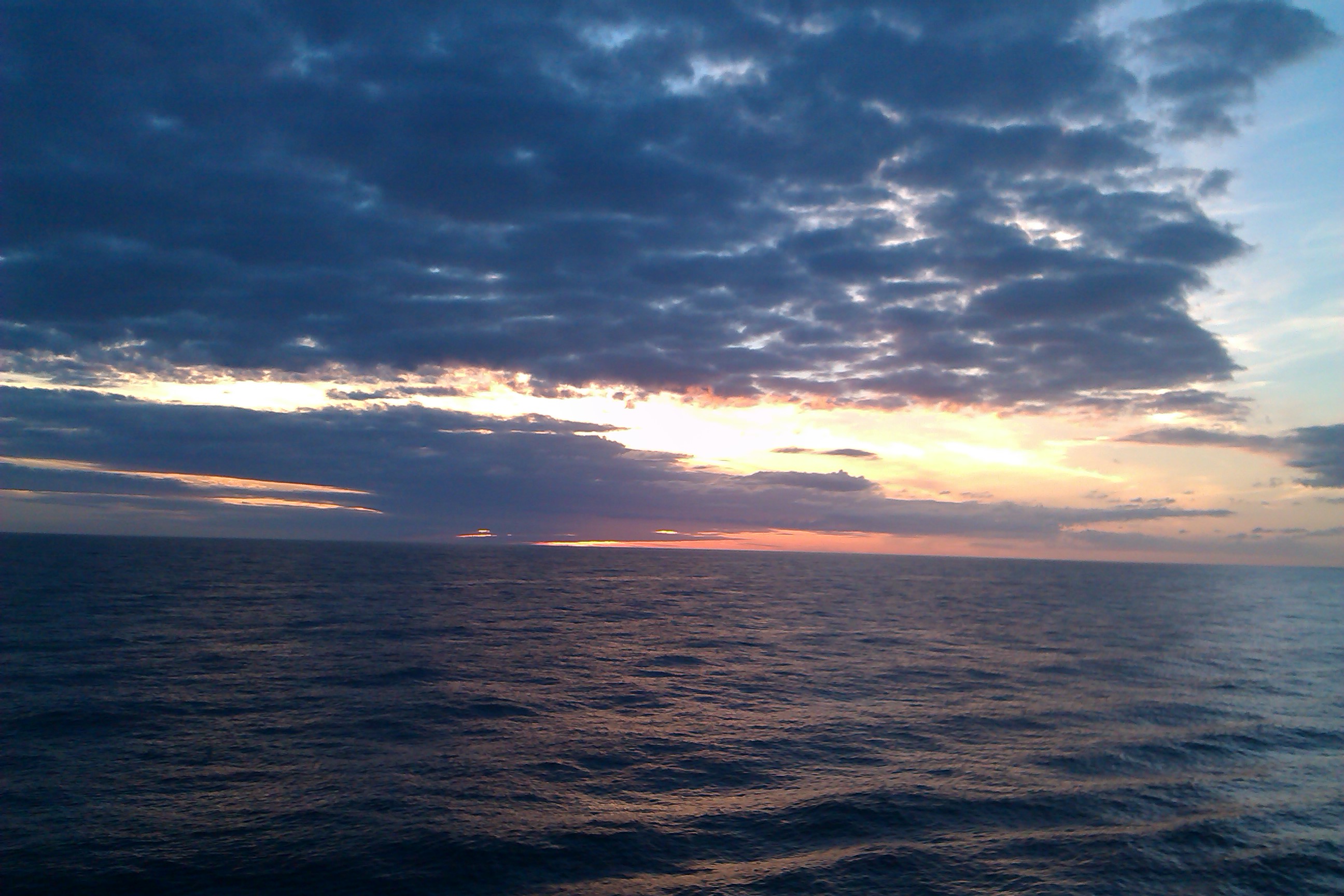 A pretty sunset from our #cruiseofamazingness